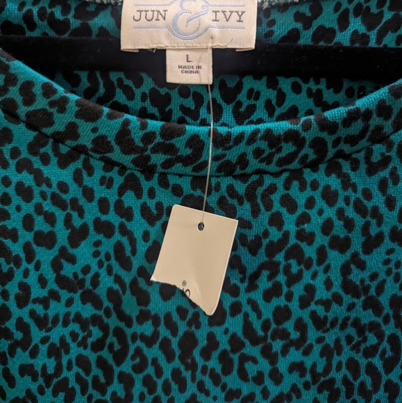 Jun & Ivy Turquoise and Black Animal Print Sweatshirt - Picture 6 of 6
